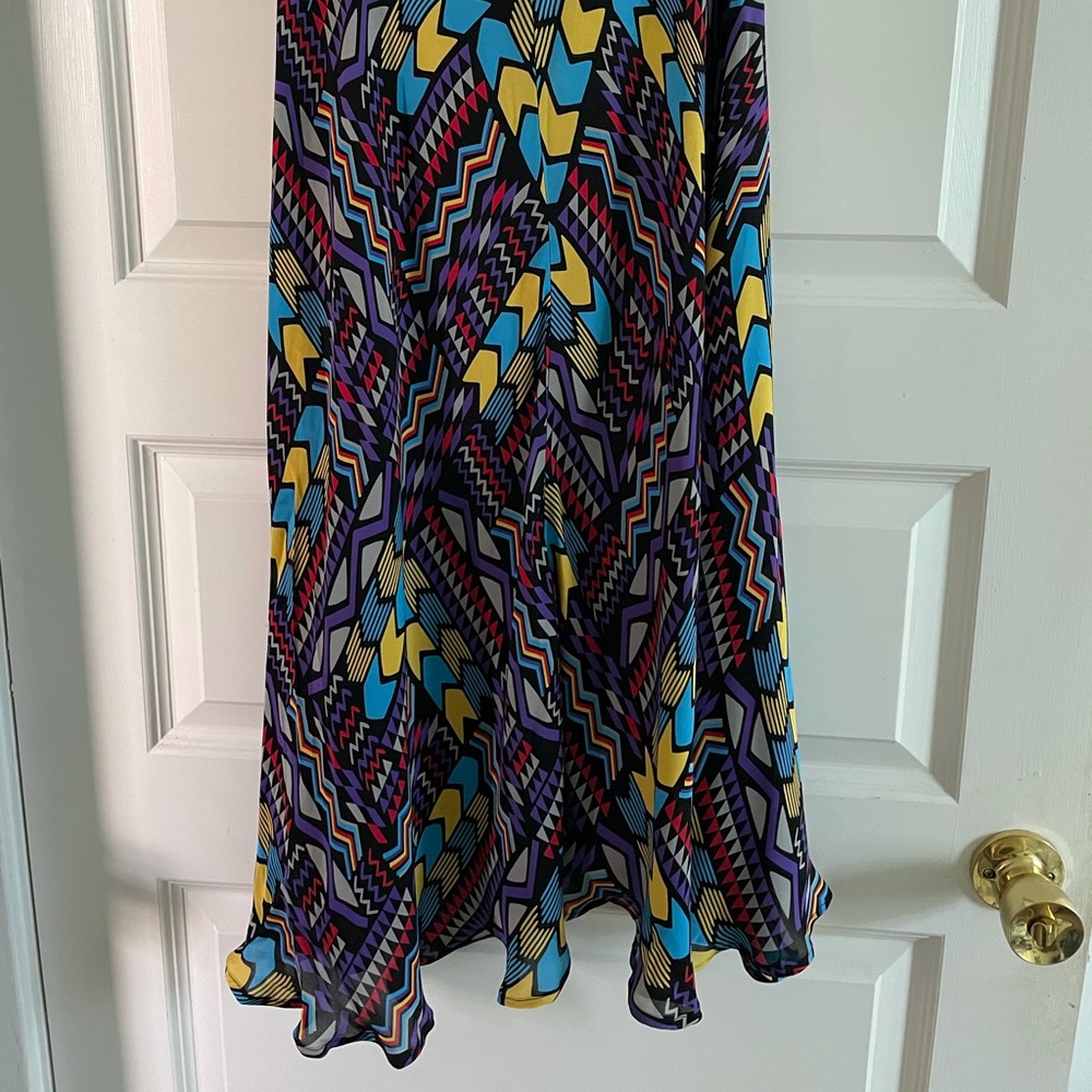 Tucker skirt size medium